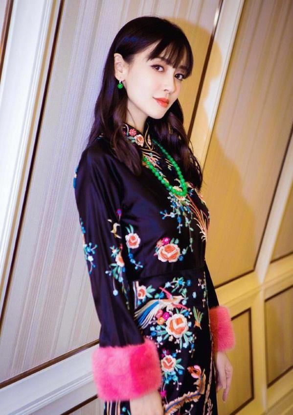 baby穿复古旗袍,angelababy穿旗袍