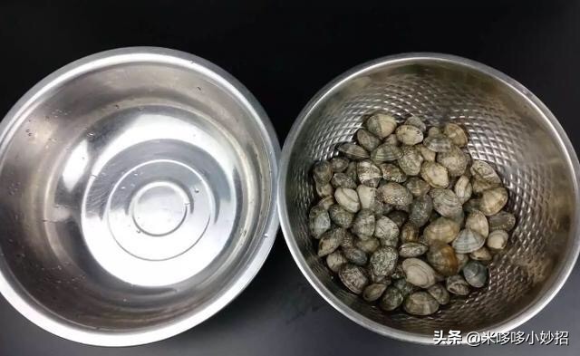 洗花蛤为啥加盐,洗花蛤放醋