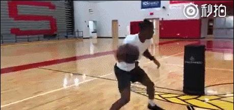 口袋传球和勺子传球,口袋传球现实中能做到吗