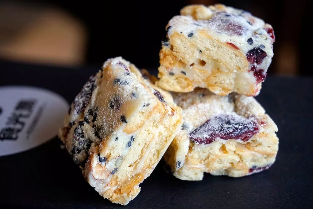 最近办公室人嘴这么刁，原来都是被这家“万能零食铺”惯坏了！