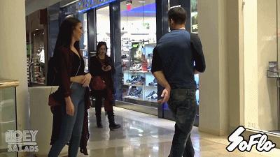 易烊千玺王俊凯摸手,易烊千玺摸王俊凯的头