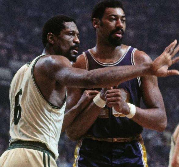 拉塞尔11个冠军为啥没乔丹厉害,乔丹之前的nba历史第一人是拉塞尔