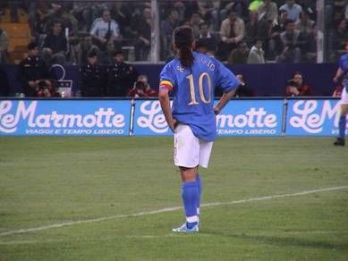 意大利天之骄子罗伯特巴乔,罗伯特巴乔那一抹忧郁的蓝色风情