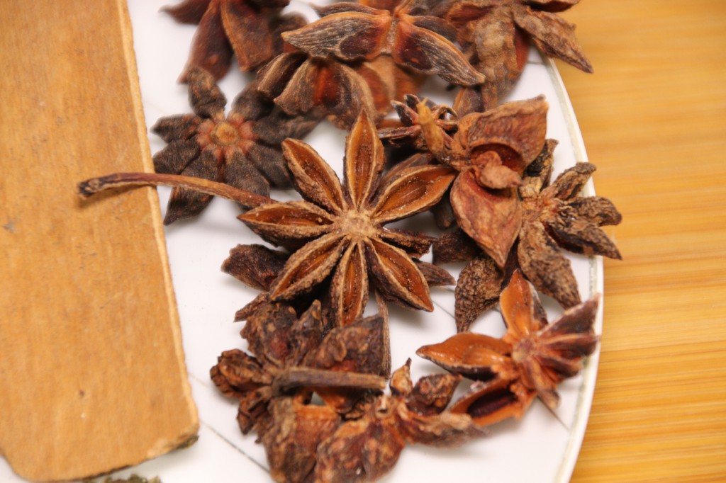 卤肉配方秘方简单易学,自制卤肉用什么配料