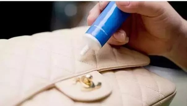 最近很流行的垃圾分类包包图片,垃圾包都有哪些