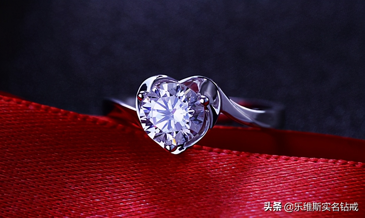 铂金戒指多少钱合适,铂金戒指一般多少钱价格表