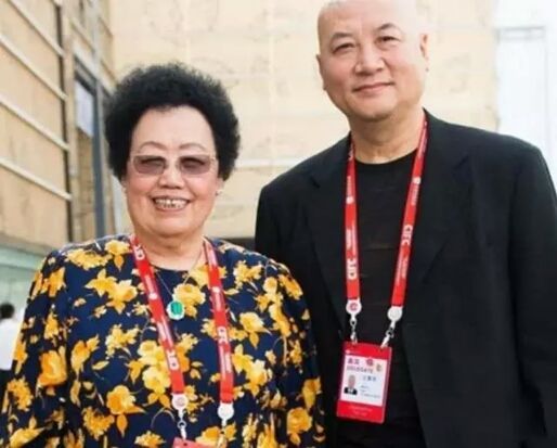 紫檀宫陈丽华和唐僧,中国女首富陈丽华小叶紫檀