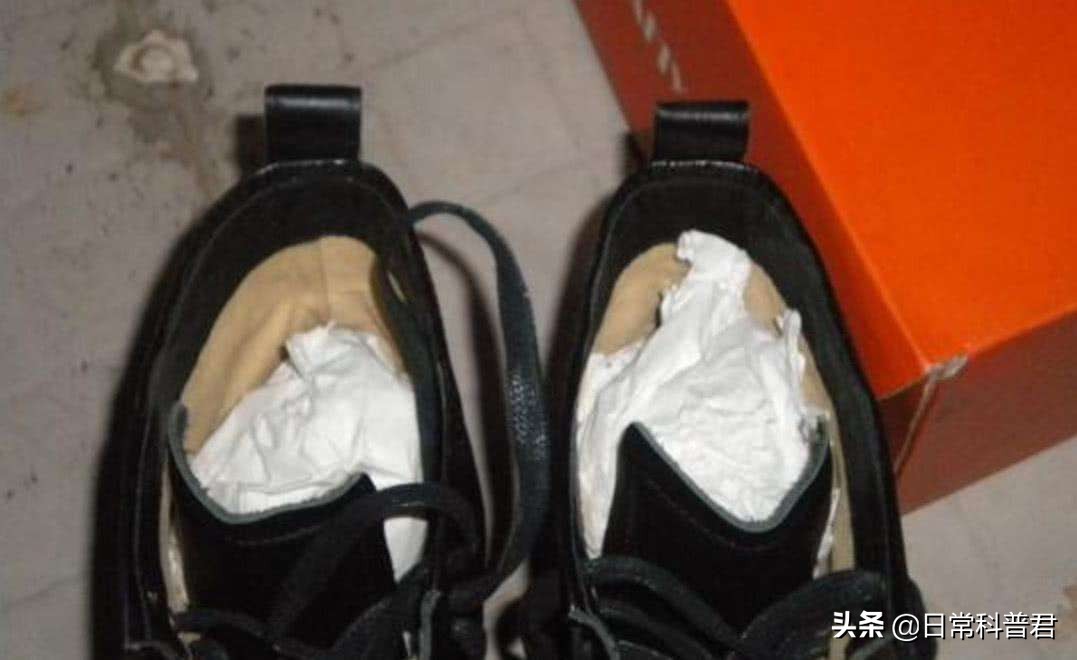 夏天鞋子怎么去除臭气,穿鞋子脚臭鞋子不臭怎么回事