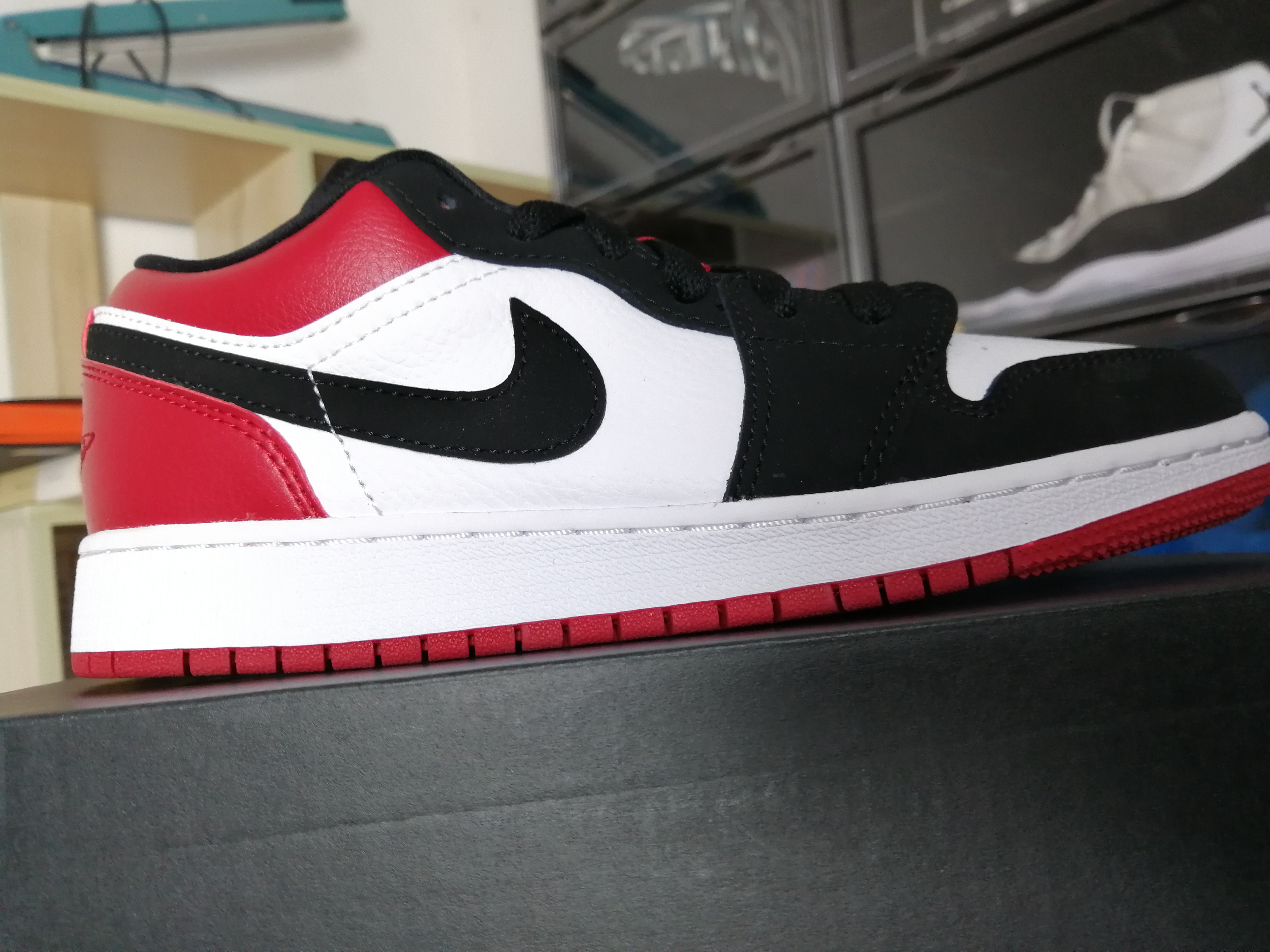 aj1黑脚趾和普通的有什么差别,airjordanaj1low低帮黑紫脚趾