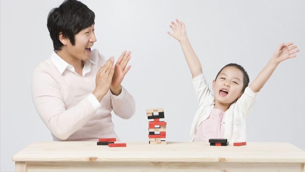 孩子玩游戏输不起家长怎么引导,小孩玩游戏输不起怎么教育