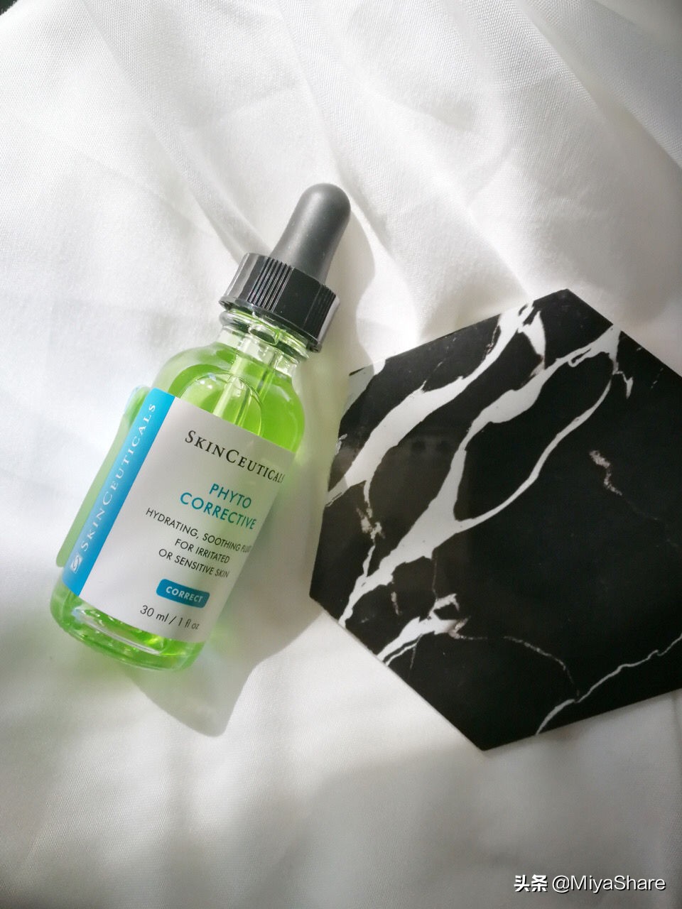 修丽可美白发光瓶和淡斑区别,修丽可美白发光精华适合油痘肌吗