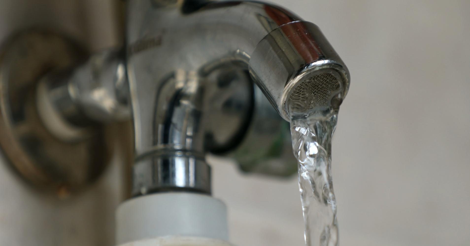 水龙头维修师傅,水龙头水流小上门维修多少钱