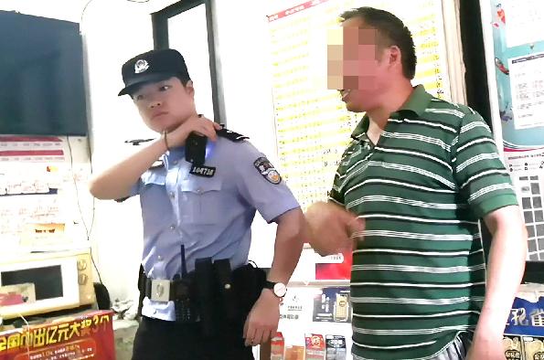 彩票店赠送的彩票中奖纠纷,彩票店主代买彩票中奖了引起纠纷