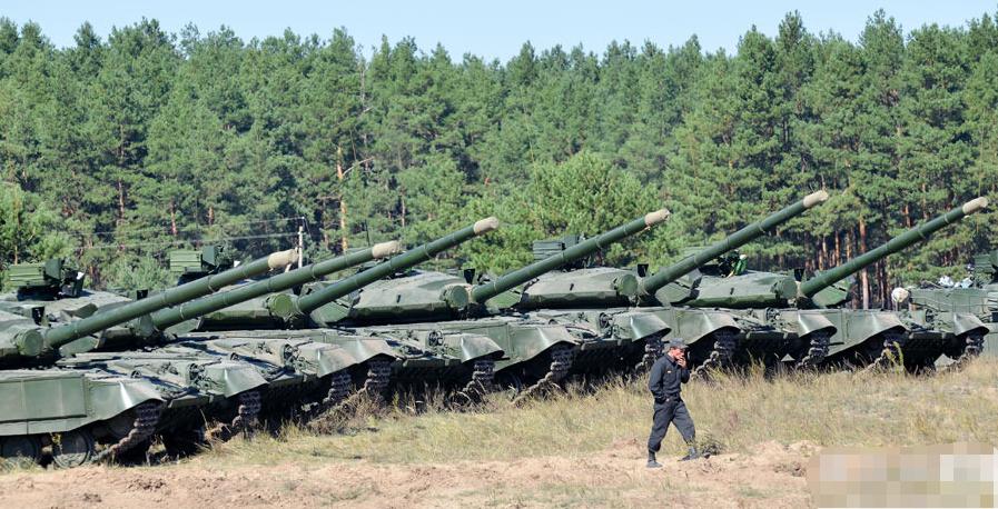 苏联反坦克导弹辉煌眼镜蛇9M112！4000米射程精度极佳，逐渐退役