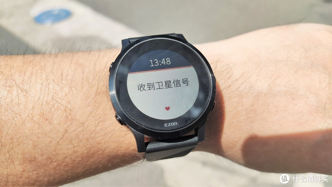 宜准r6跑步数据怎么与手机同步,宜准r6跑步手表表带