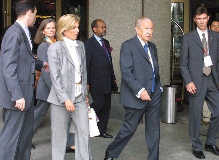 回顾2001北京申奥成功,2008年北京申奥成功的新闻点评