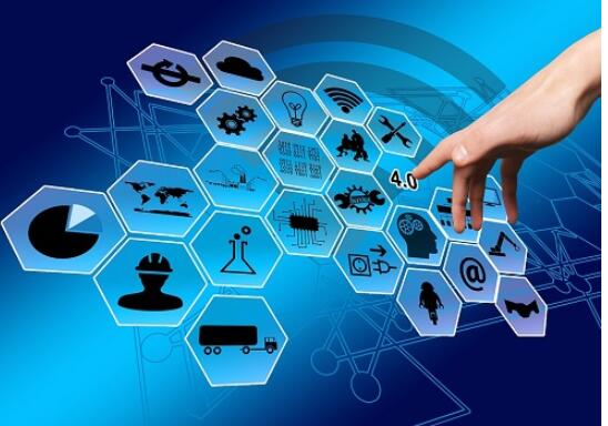 新加坡国庆在即，回不了国怎么办？