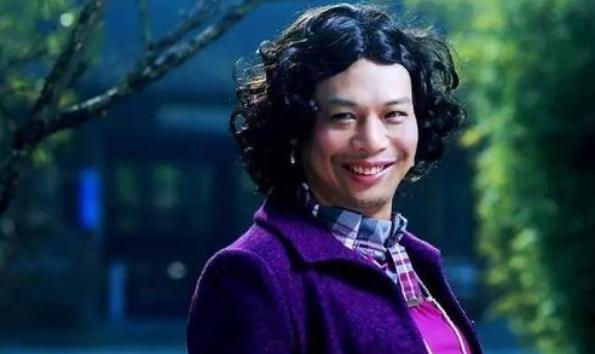 被一个红包骗入行，从同桌到搭档，周星驰与如花李健仁的不解之缘