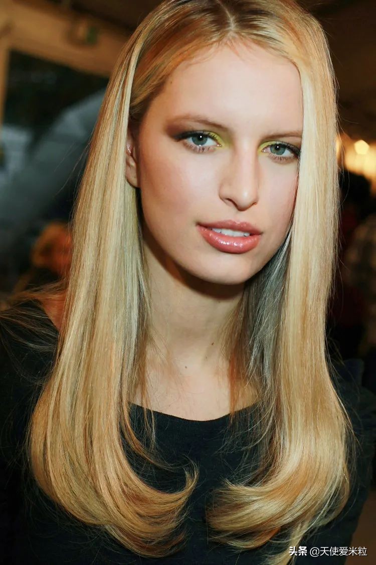 超模大KK：当红时因病爆肥30斤，如今喜迎三胎，转型当企业家