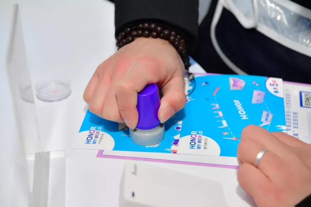 2018花粉年会亮点,各地花粉齐聚华为发布会