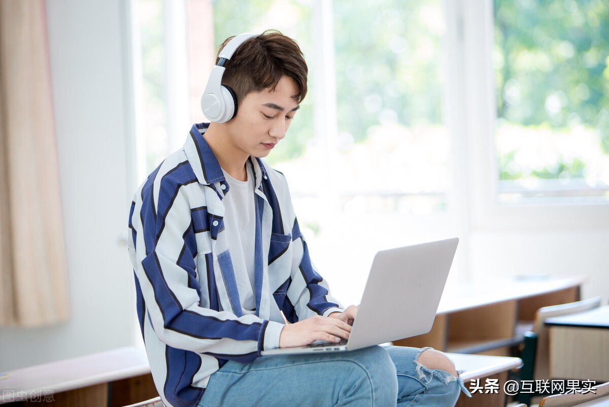 偷看“成人网站”没人知道？手机出现这3种情况，你可能已经中招