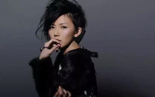 新加坡莱佛士音乐学院孙燕姿,新加坡女歌手孙燕姿成名曲