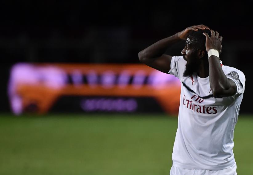 欧冠有望！红黑军团惨败却搬出救命稻草，24岁法国小将成争四关键