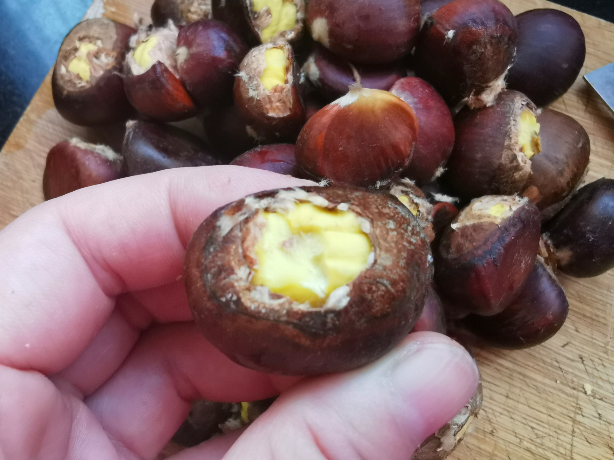 板栗怎么炒好吃板栗去壳妙招,生板栗快速去壳