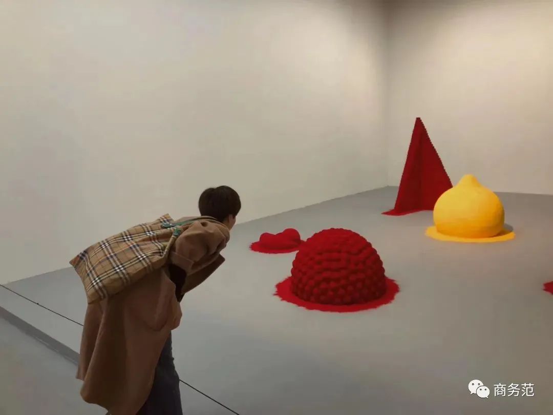 职场女生第一个包包,职场girls