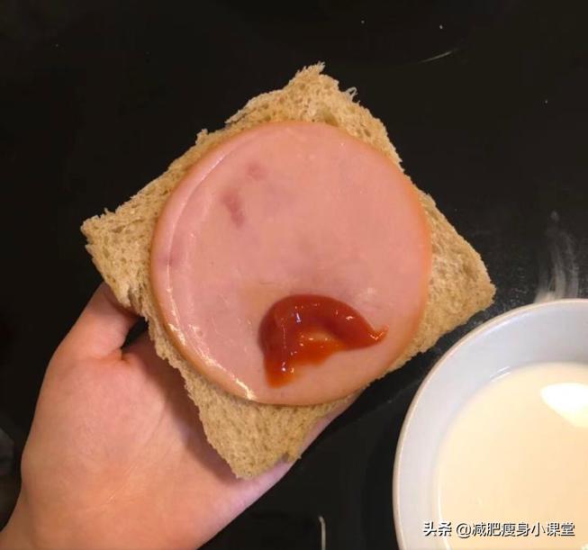 微胖的女孩为什么难减下来？分享从108到88的减肥过程