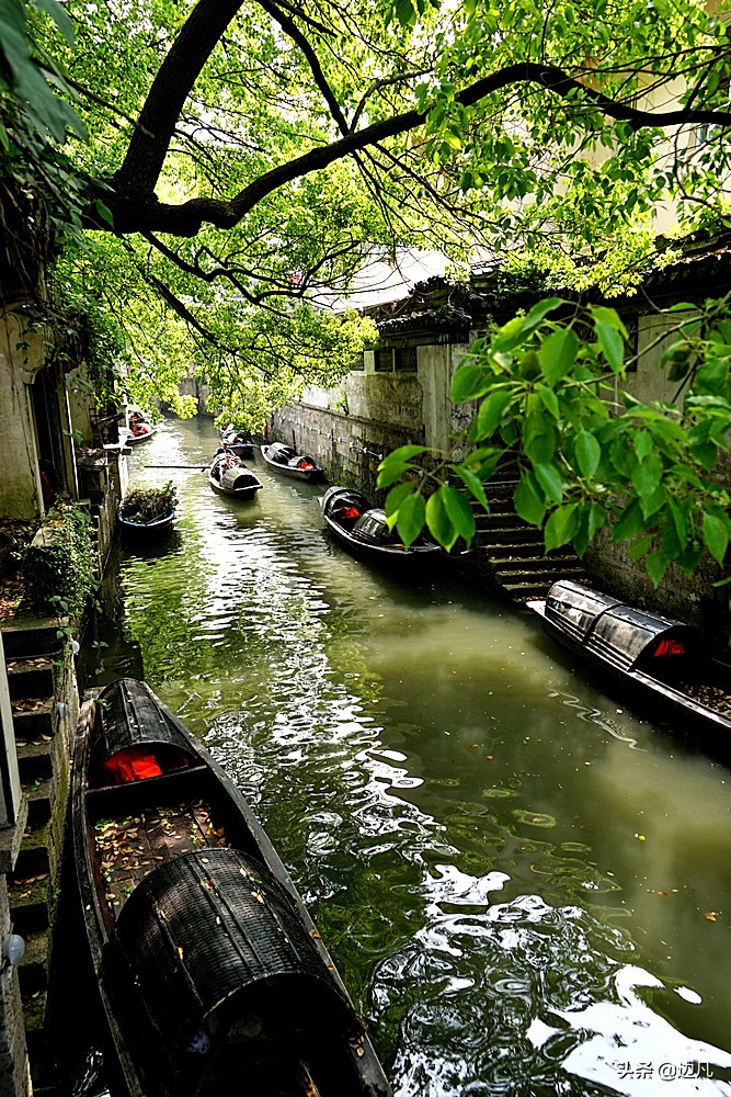 乌篷船——水乡绍兴的交通工具