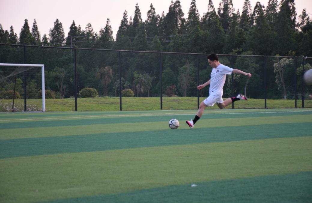 业余球队三分准就能赢球,业余球队最好用的5人制战术