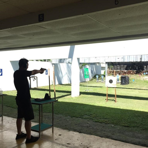 北京小伙去射击场射击中弹,射击场中枪身亡