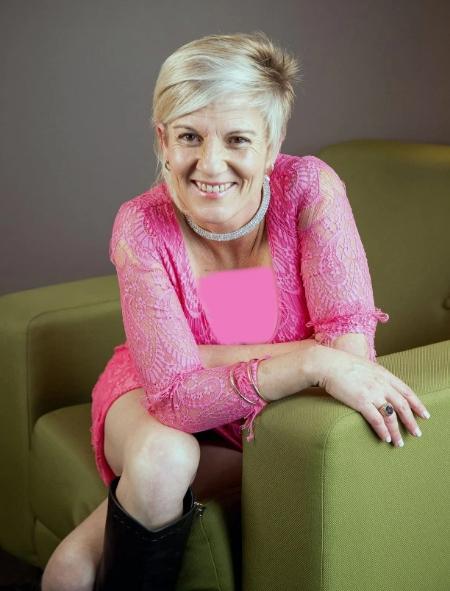 加拿大一名女子遭枪击,加拿大21岁女子被枪杀