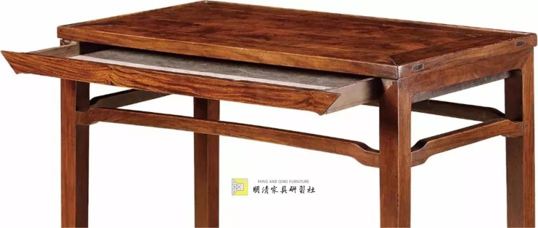 家具中的变形金刚