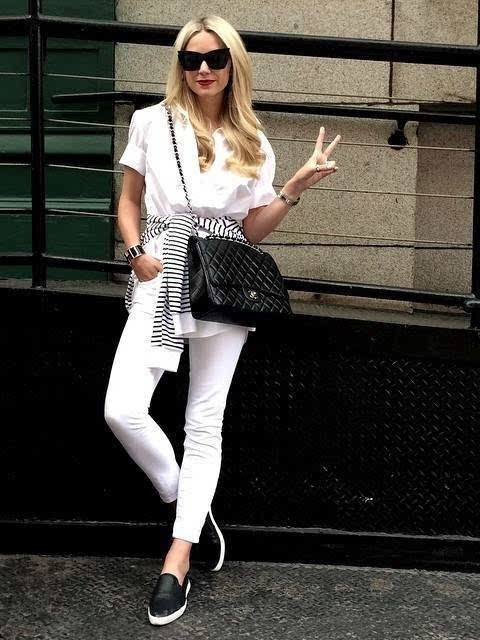 下身肥胖冬天穿什么裤子好看,肉肉女孩竖条纹裤子显瘦