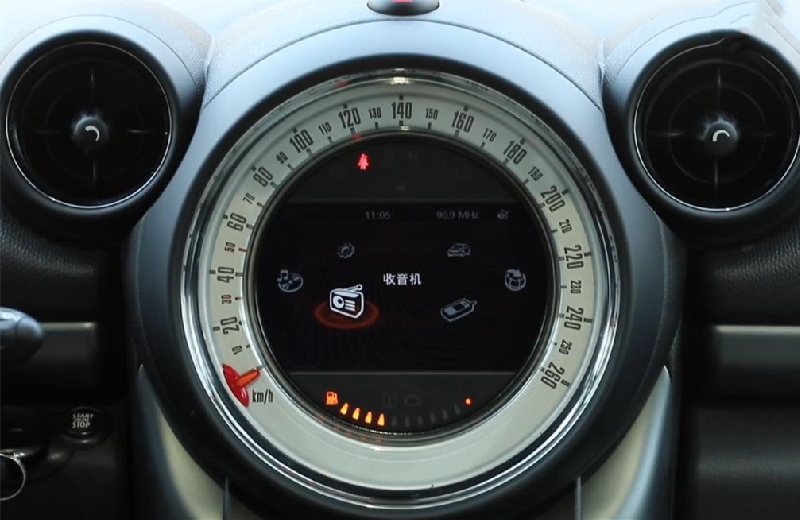 现实中的南瓜马车-走近MINI，了解它被女生喜欢的真正原因