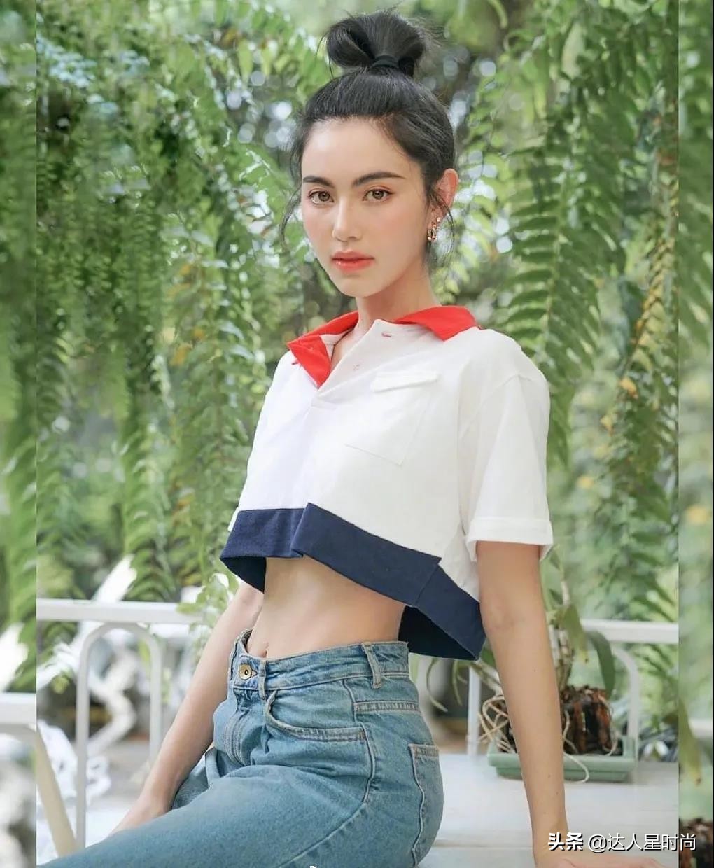 别再穿卫衣了今春这么穿才时髦,杨幂赵露思同款袄