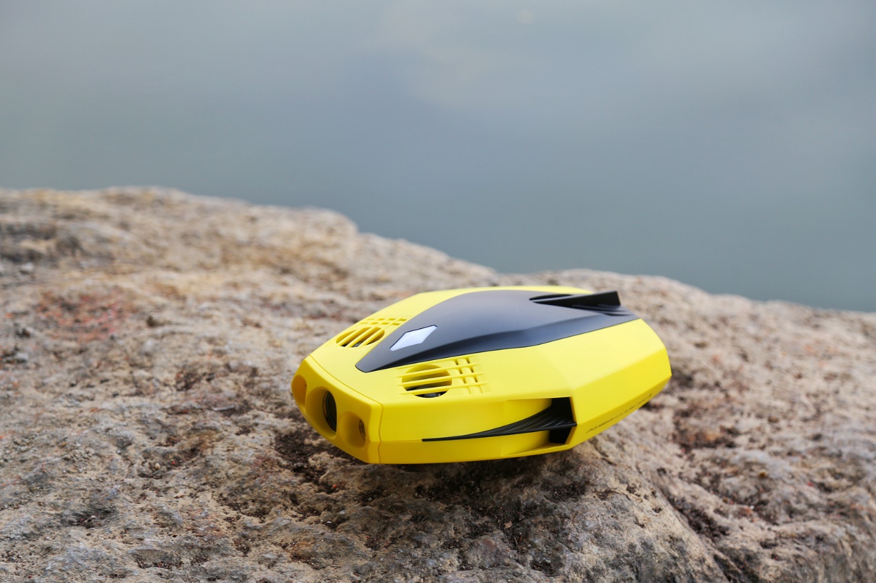 即是航模又是潜拍无人机潜行多睿体验有感