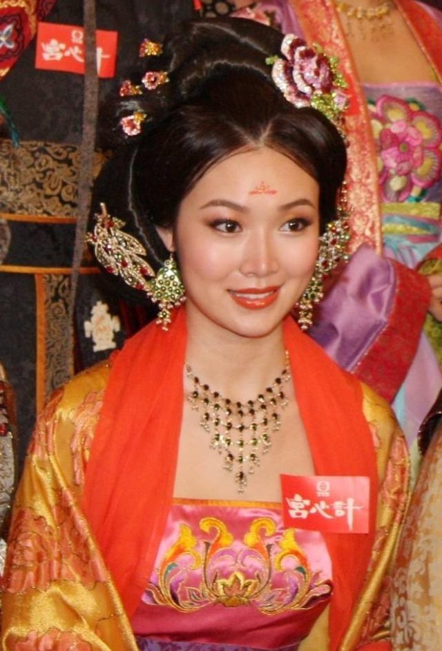 港姐冠军过往曝光叶翠翠,港姐叶翠翠