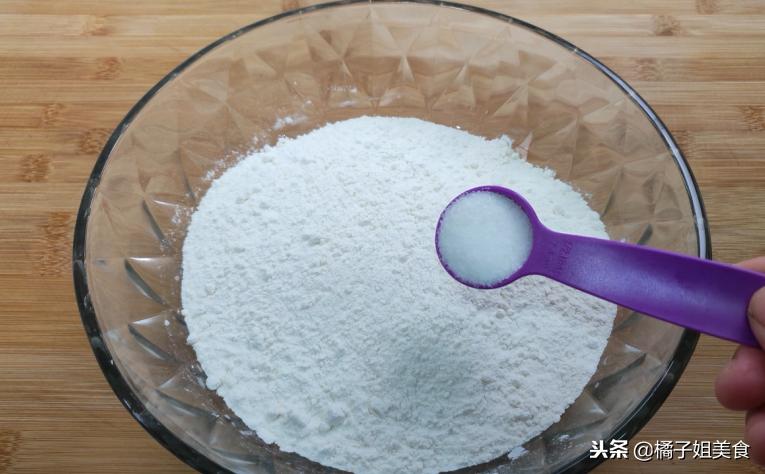 手工面做面条简单又好吃的方法,手擀面自己在家做面条的方法