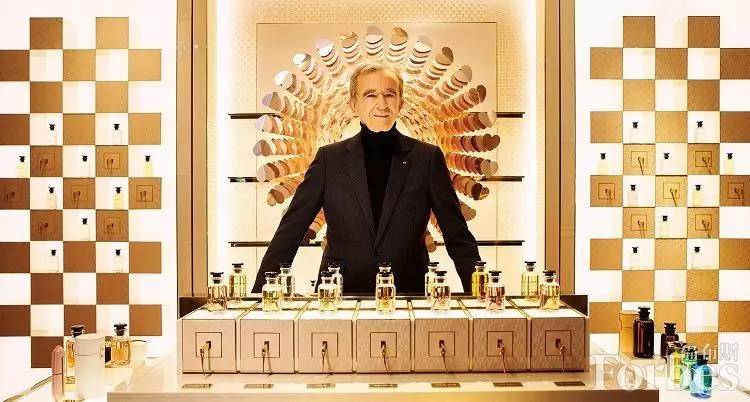 中国女人被世界首富收养,世界首富lv中国女儿