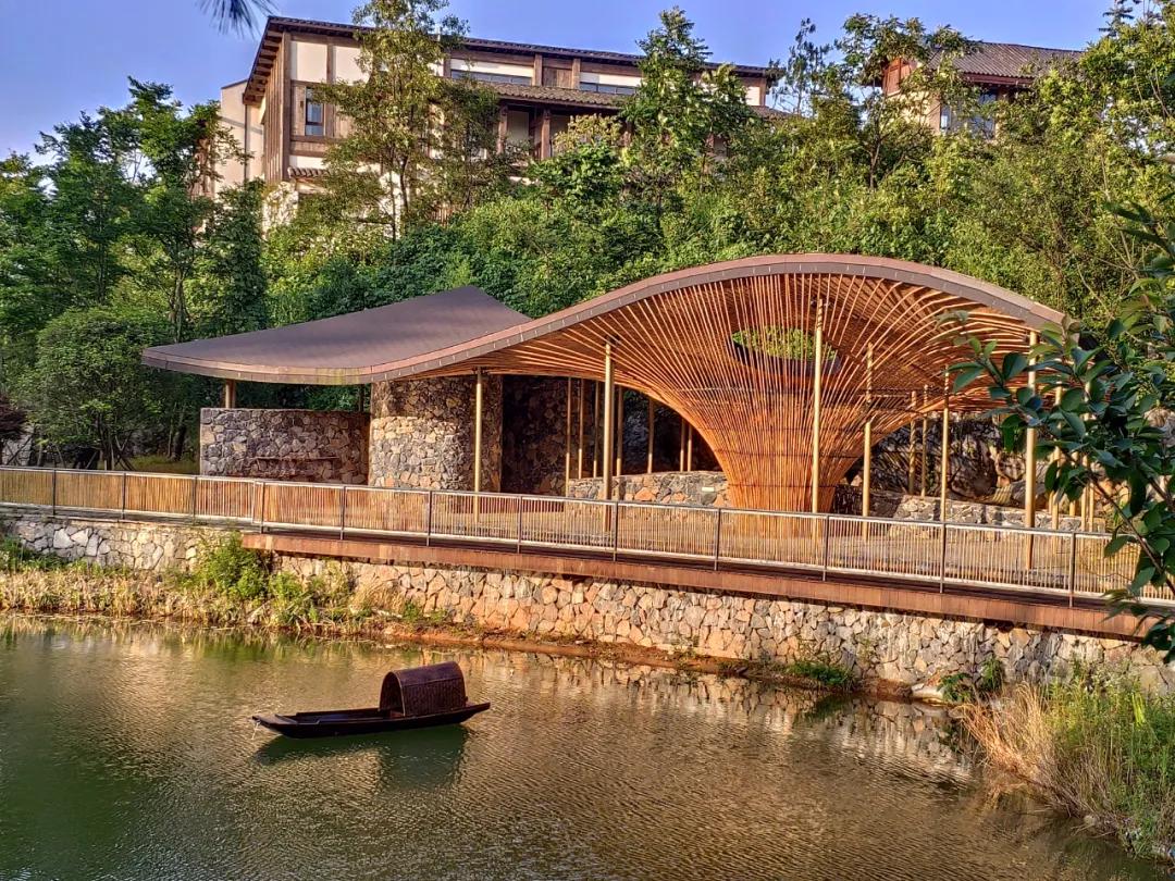 静谧乡野的休闲公社丨重庆仙女山归原茶亭/纬图设计机构