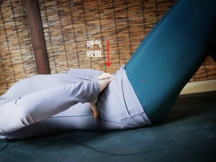 卷腹后腰痛是什么原因,健身操卷腹腰痛是怎么回事