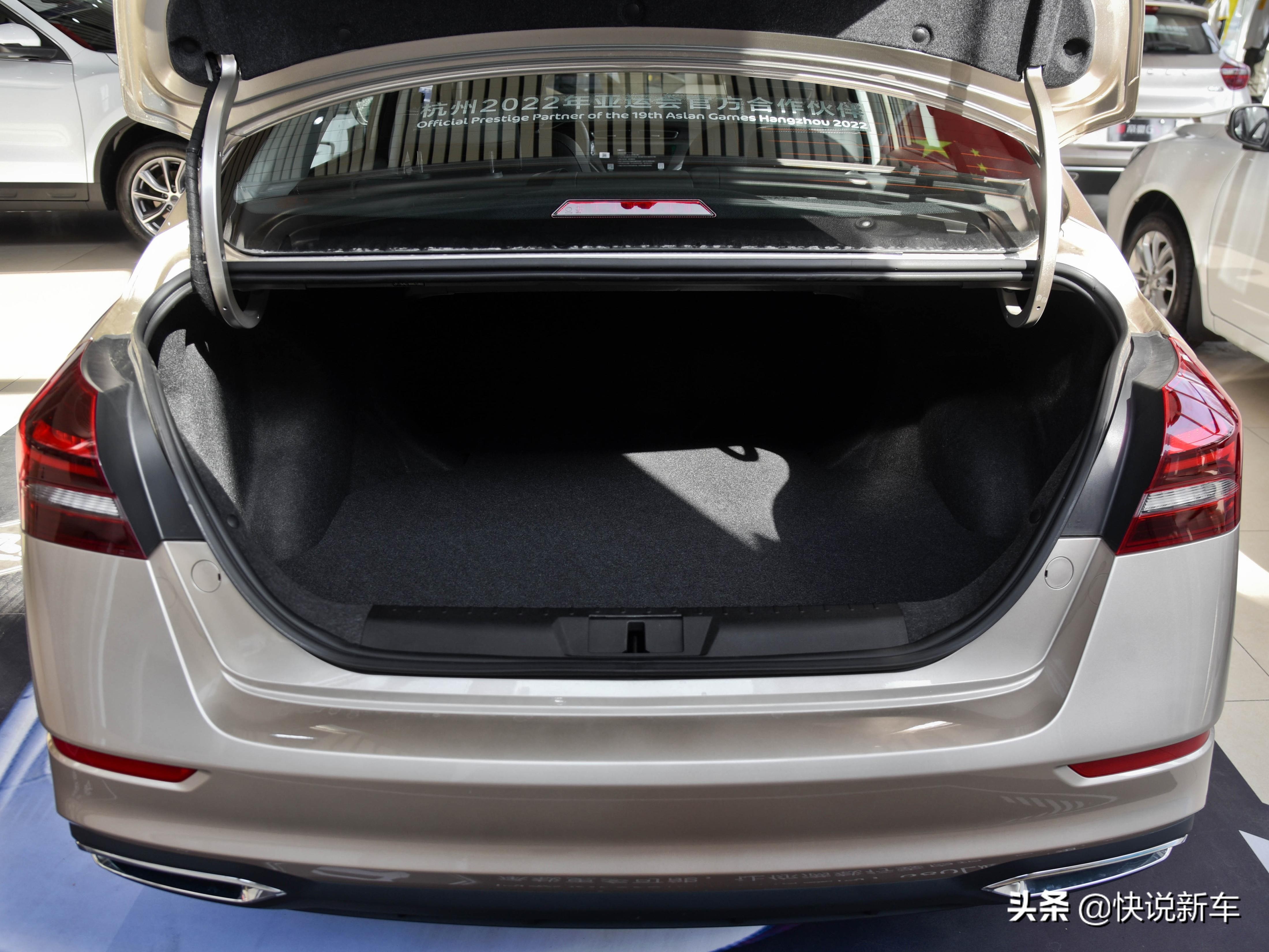 性价比较高小型新款自动挡车,性价比最高的自动挡家用轿车