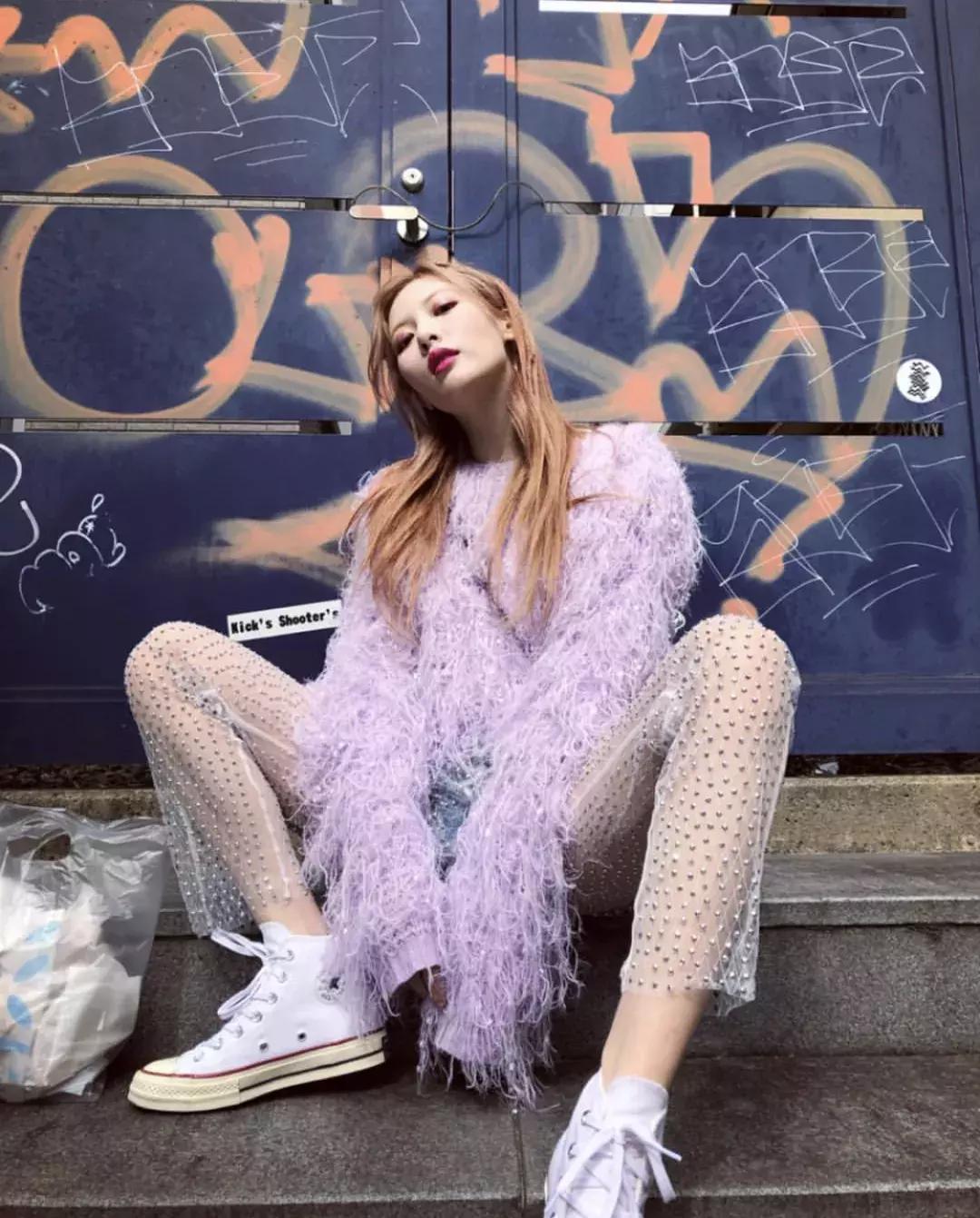 你排队摇号才能买到的匡威，娜比、泫雅和超模Gaia有50多双！