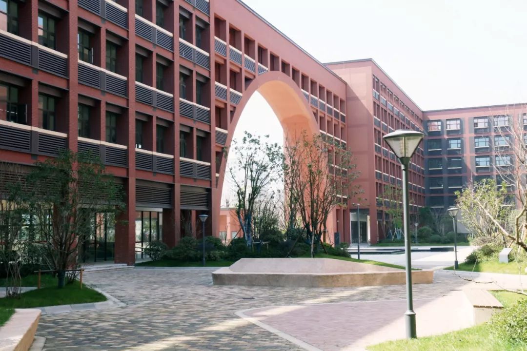 南京明道中学程长胜,南京明道中学有没有高中