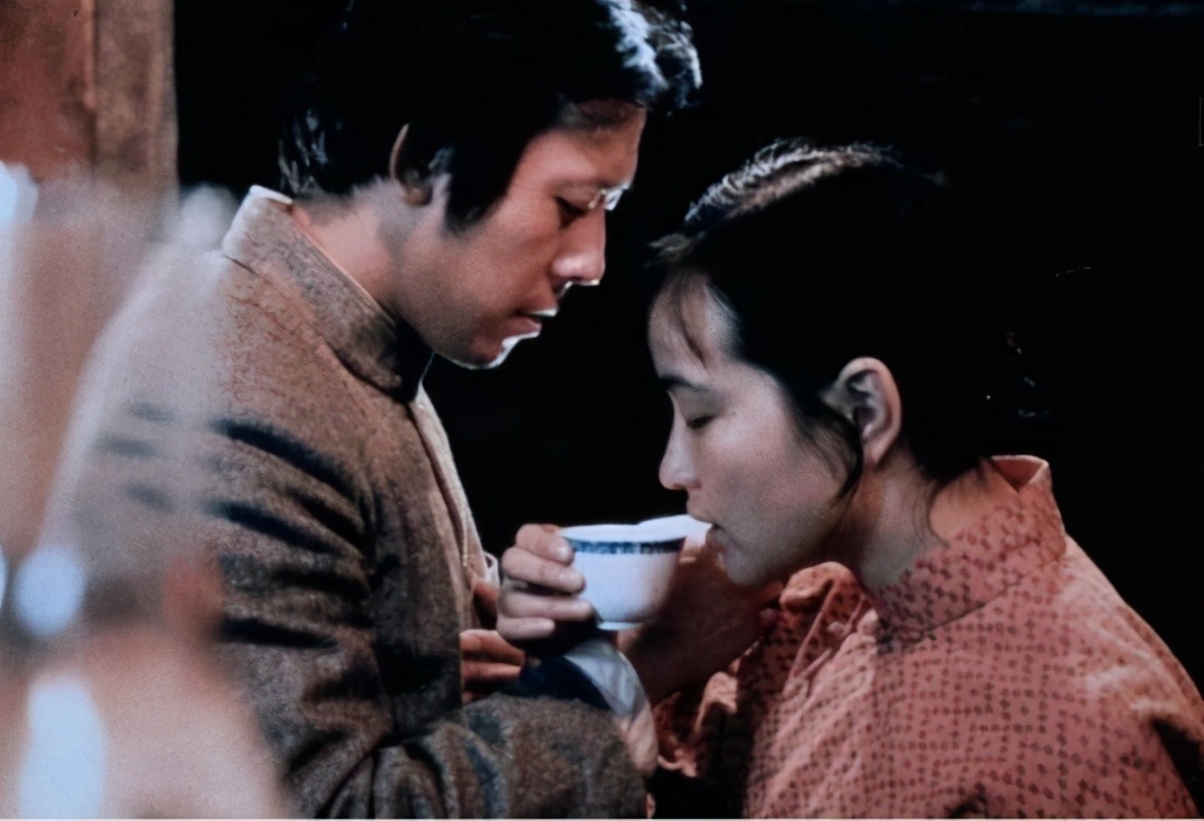 刘晓庆一岁到70岁的荧幕变化,从一个女明星到亿万富姐刘晓庆