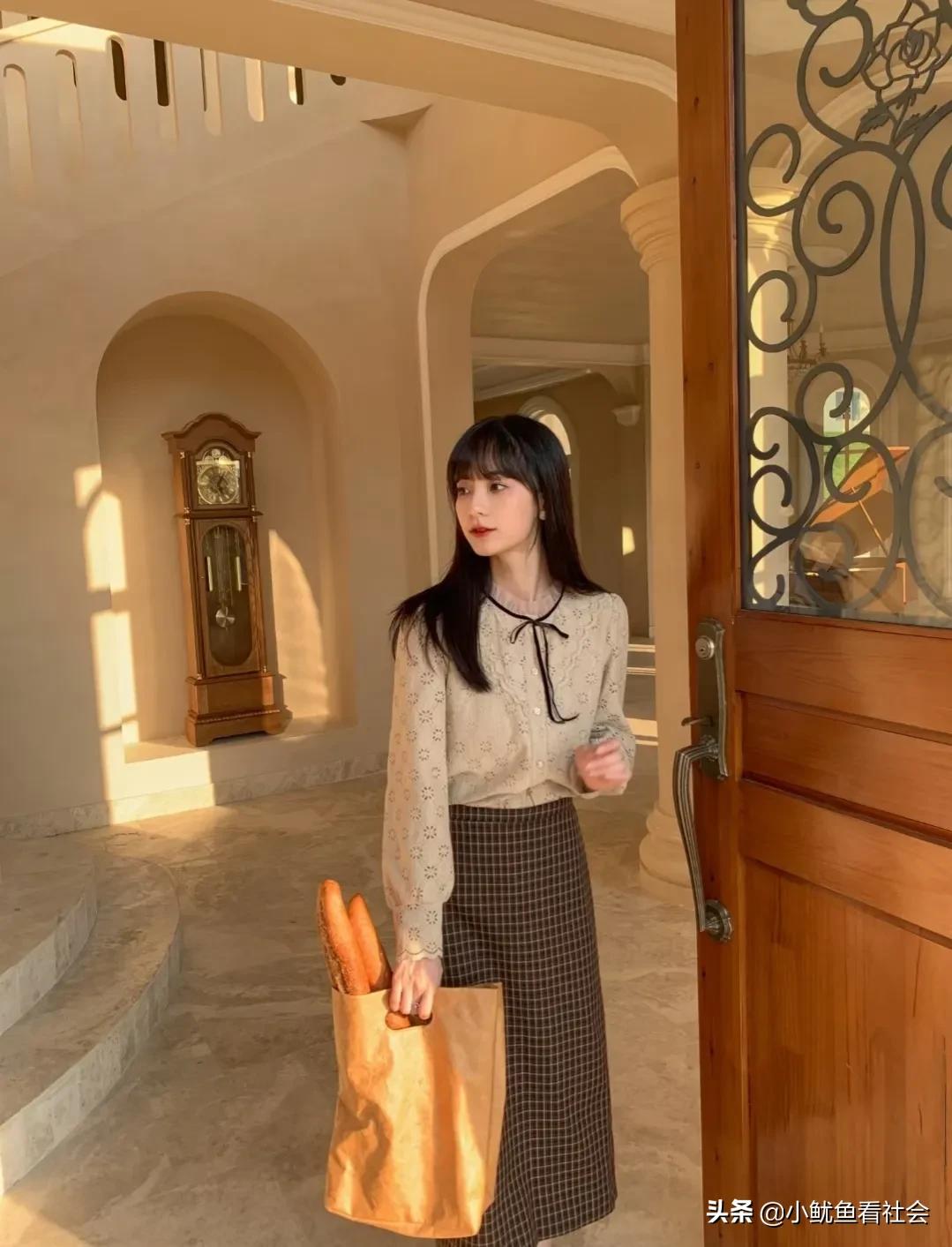 睡觉之前坚持做这4件事，越活越年轻，皮肤滋润气色好