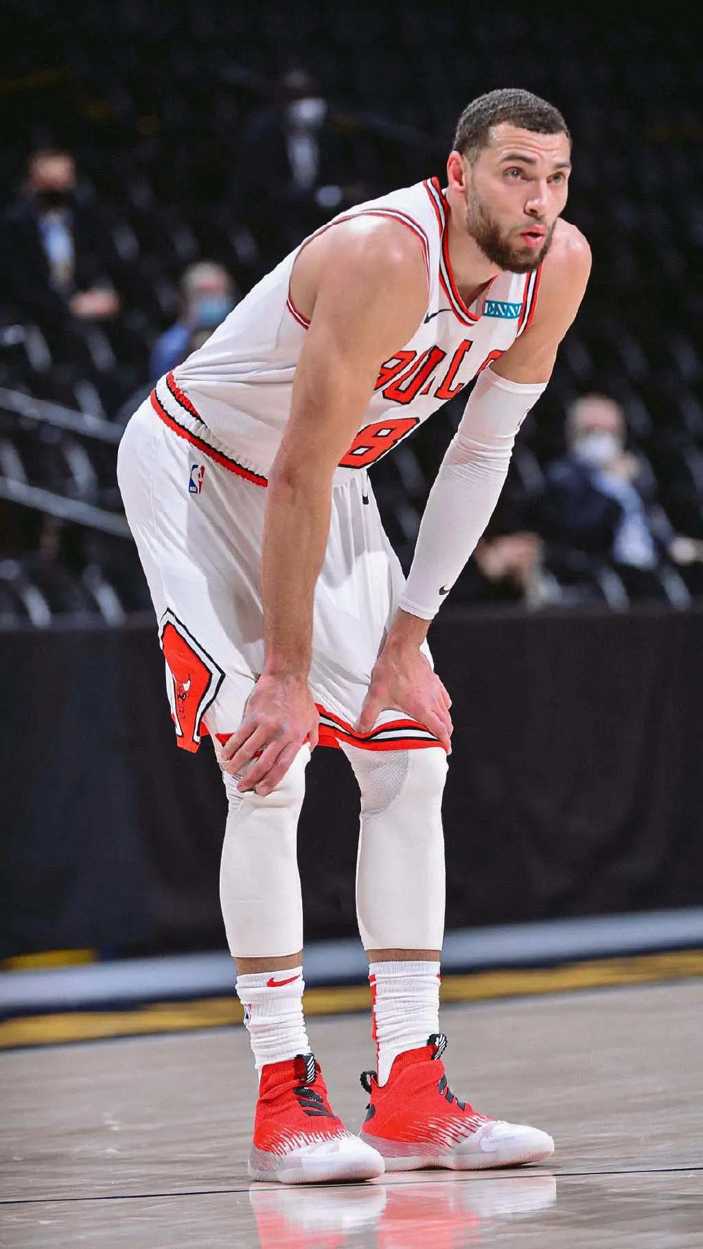 后卫球鞋大体重安德玛便宜,适合大体重后卫的球鞋200以内